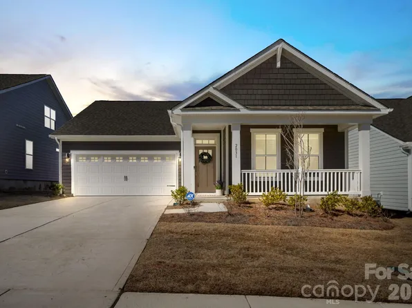 2031 Skyhawk Dr, York, SC 29745