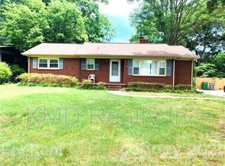 1030 Roanoke Ave, Charlotte, NC 28205