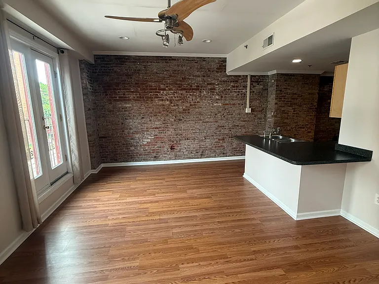 314-316 Adams Ave #7 — Photo 2