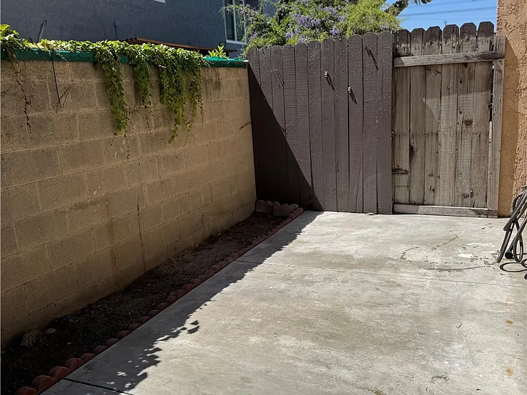 1231 Hillandale Ave #10 — Photo 24