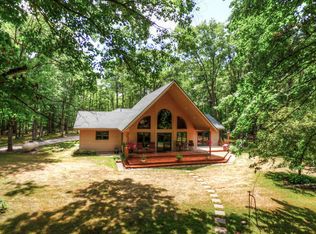 5600 Agren Rd, Lewiston, MI 49756