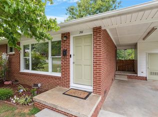 744 Oakgrove Dr, Graham, NC 27253