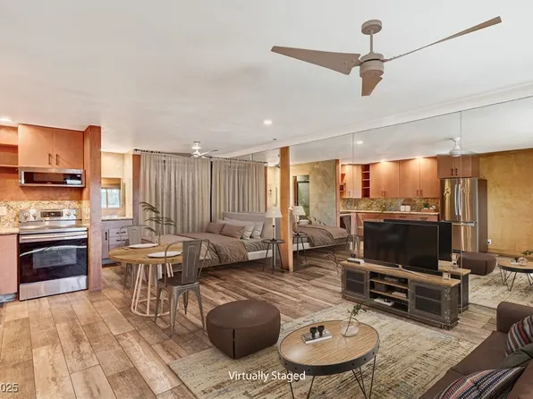 4600 Paradise Rd Unit 40, Las Vegas, NV 89169