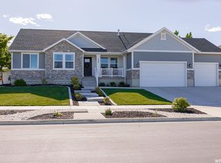 599 N Pinnacle Ln, Saratoga Springs, UT 84045
