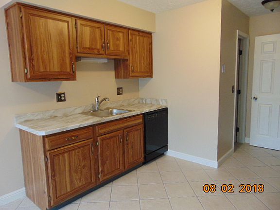 4th image of 5563 Heather Green Ct #25-C