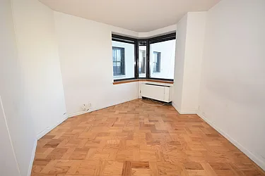 Rented by Luxury Habitat