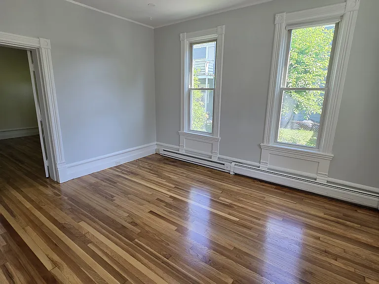 15 Alexander St #1 — Photo 1
