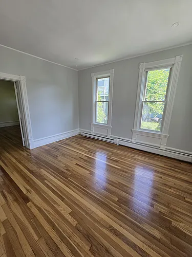15 Alexander St #1 Photo 1