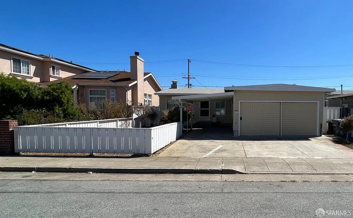 1608 Lodi Ave photo 1