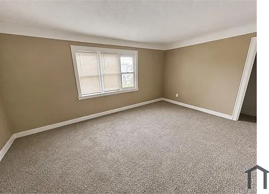 19152 Revere St — Photo 16