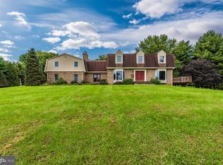12403 Hill Ct, Mount Airy, MD 21771