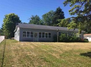 3002 Parrotts Rd, Indian River, MI 49749