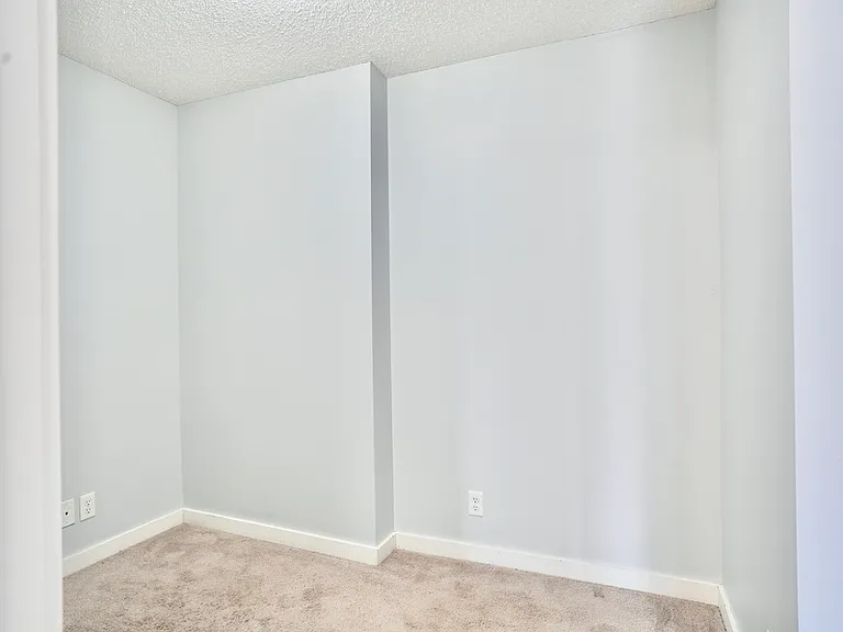 5816 Mullen Pl NW #320 — Photo 11