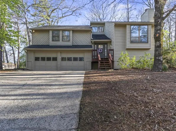 8605 Colony Club Dr, Johns Creek, GA 30022