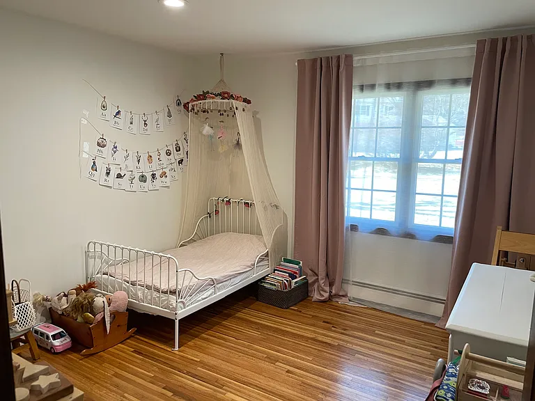 60 Eileen Dr — Photo 12
