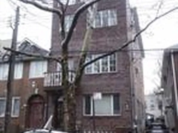 921 45th Street image 1 of 10