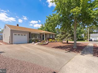 13 Thornton Rd, Toms River, NJ 08757