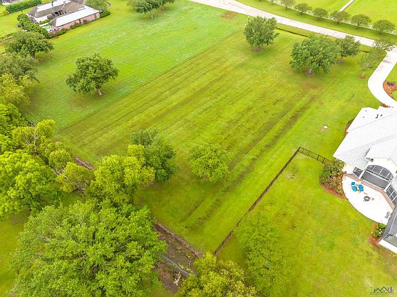 5th image of 417 Myrtle Grove Dr