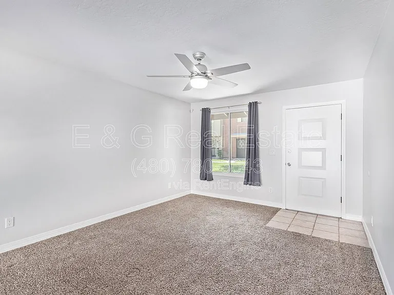 3905 S Mill Ave — Photo 3