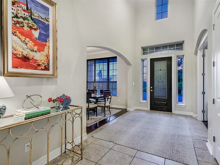 223 Lake Como Dr — Photo 11