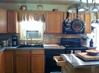 22 Churchill Rd, Templeton, MA 01468