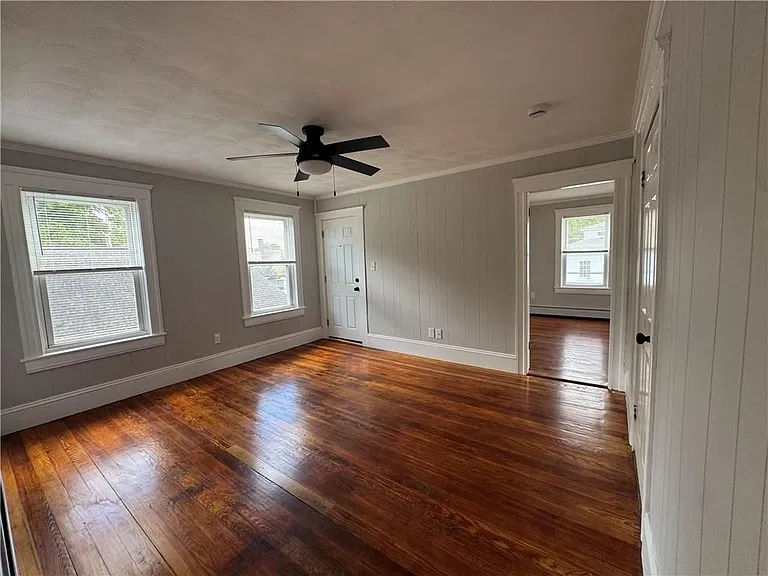 350 Main St #3 — Photo 12