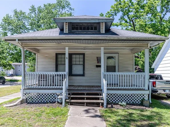 748 S Poplar St, Ottawa, KS 66067