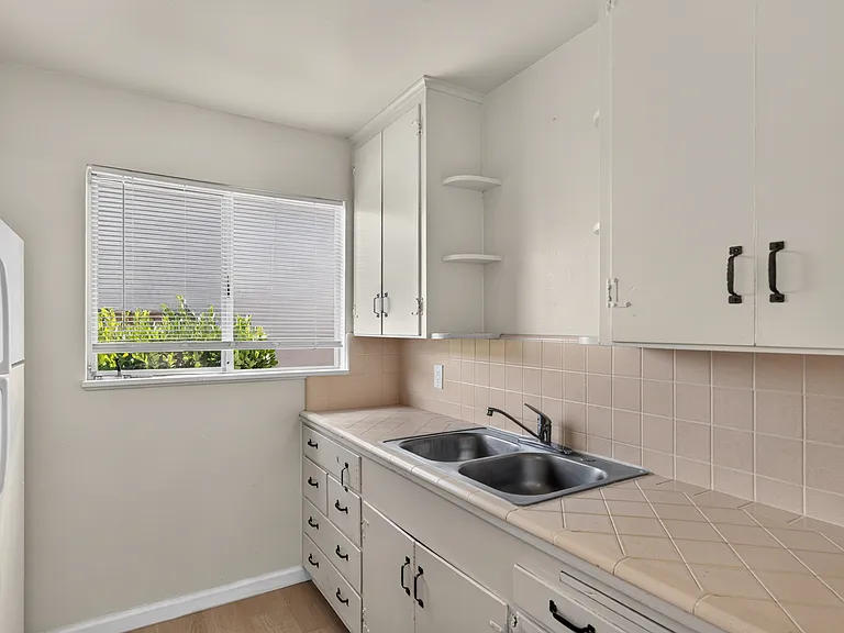 962 Lupin Dr #3 — Photo 17