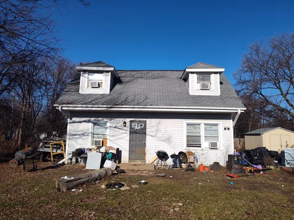 5230 West Mill ROAD, Milwaukee, WI 53218