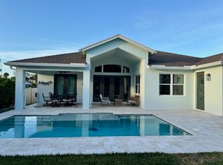 1709 Porpoise Ave, Fort Pierce, FL 34949