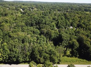 8192 Fairmount Rd, Novelty, OH 44072