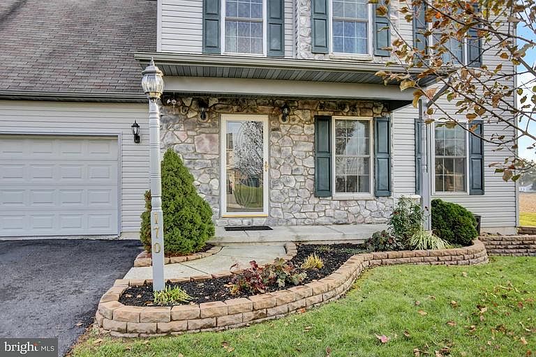 170 Bryn Way, Mount Wolf, PA 17347 Zillow