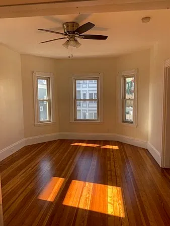 42 Barry St #2 — Photo 16