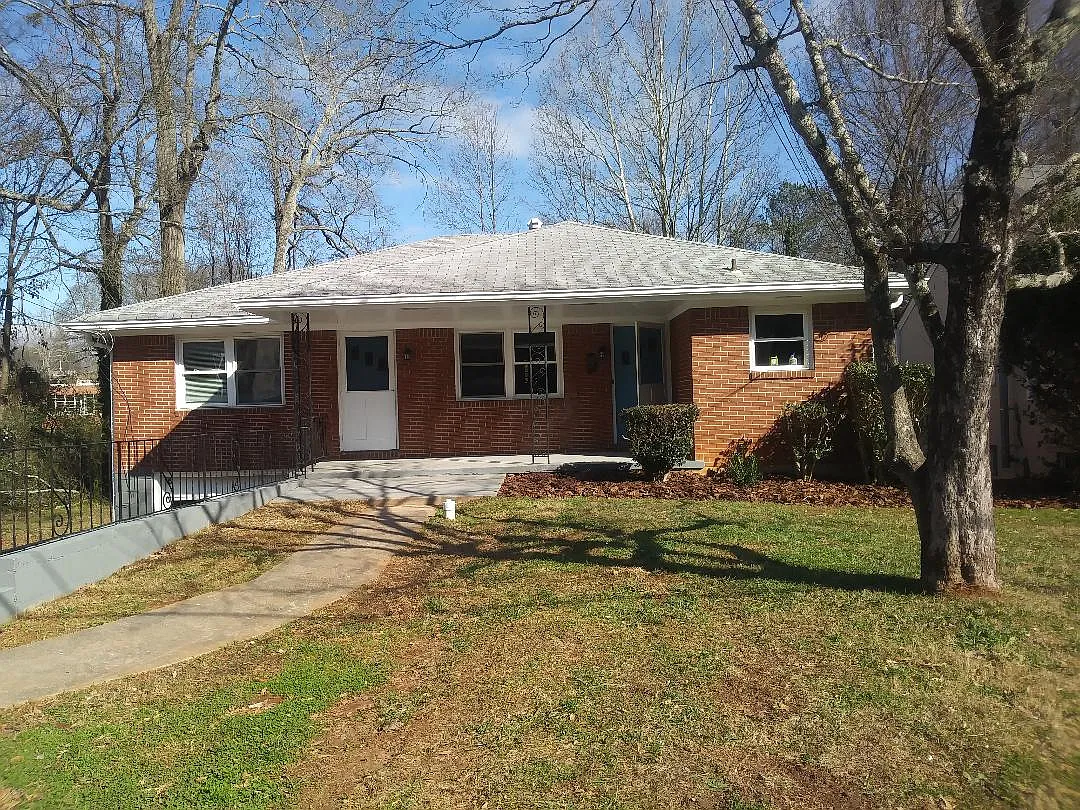 1 bed, 1000 sqft, $1,250 — Photo 3