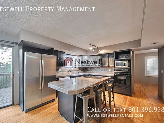 2nd image of 3252 E Bell Canyon Rd