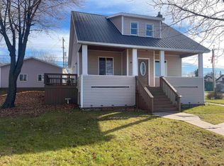 501 N Main St, Lanse, MI 49946