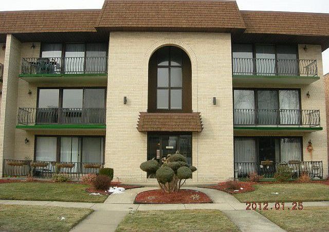 1st image of 10336 S Keating Ave APT 202