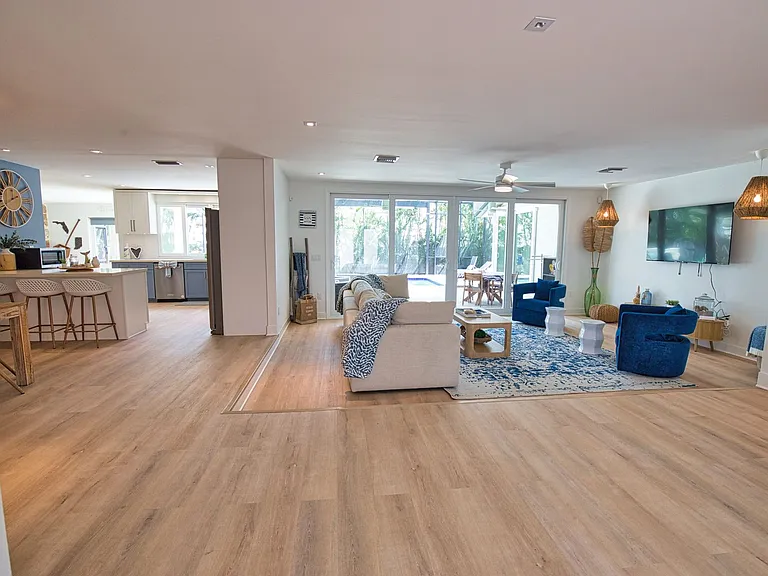 514 Everglades Dr — Photo 6
