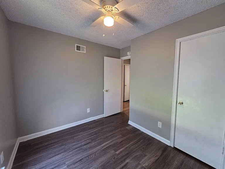 3277 Valley Stream Cv — Photo 8