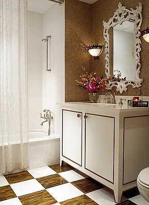 Sold by Corcoran | media 21