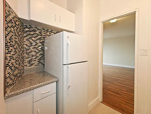 Rented by Contact Realty | media 5