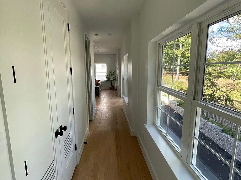 237 Boyden Ave — Photo 26