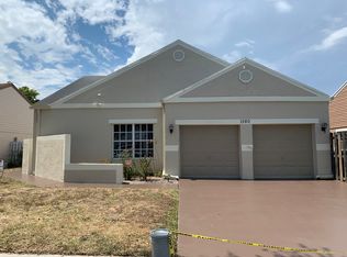 1580 SW 85th Ave, Pembroke Pines, FL 33025