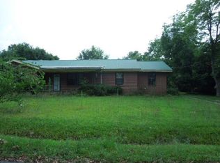 1353 Georgia Ave, Soperton, GA 30457