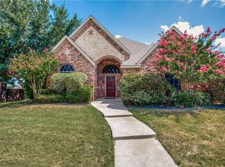 7912 Forest Lakes Ct, North Richland Hills, TX 76182