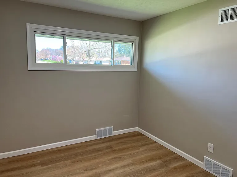 7326 Dell Haven Dr — Photo 11