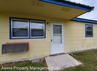 712 Eva Cir, Spring Lake, NC 28390