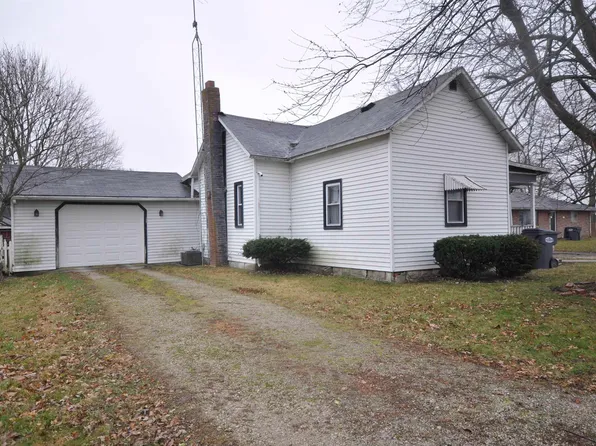 610 N Pursley St, Farmland, IN 47340