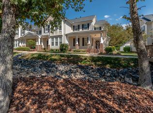 2036 Gable Way Ln, Matthews, NC 28104