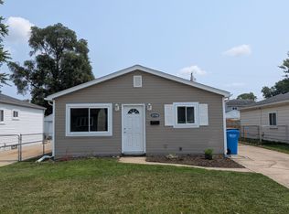 30760 Palmer Blvd, Madison Heights, MI 48071